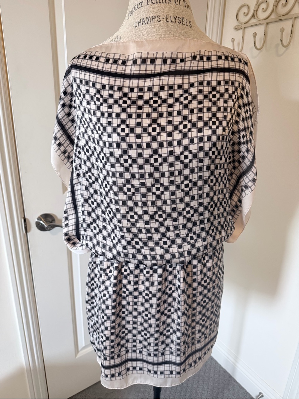 Max Studio Black & Cream Graphic Check Dress